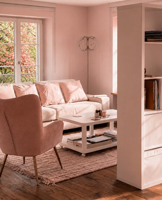 caroline_bono_behappycoaching_praxis_sofa_ecke_550x679